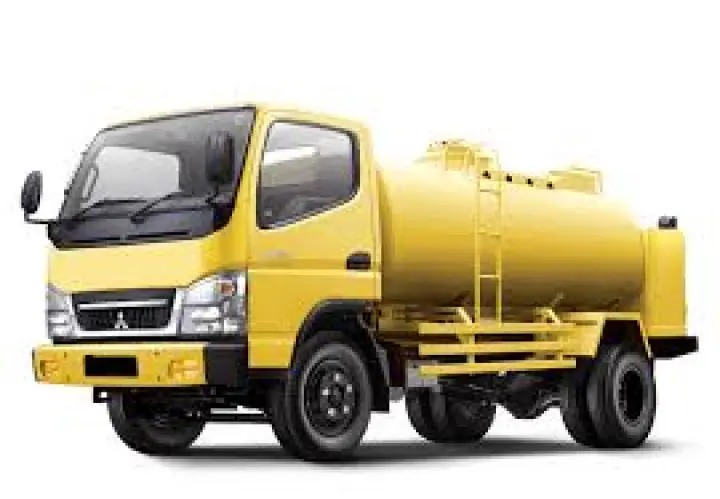 SEDOT WC SAMPAI HABIS di Nabire